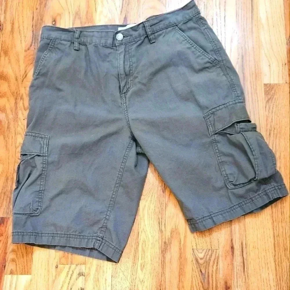 Calvin Klein Cargo shorts 100% Cotton Size 30 EUC